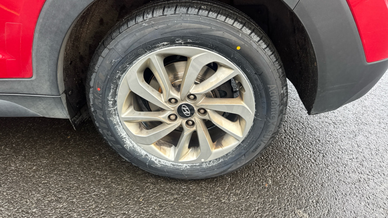 Hyundai Tucson 1.6 GDi Blue Drive SE Nav 5dr 2WD Petrol Estate